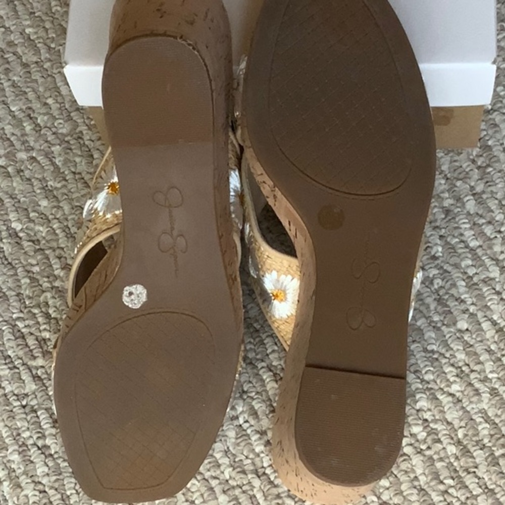 Jessica Simpson Wedge Sandal - SALE!!! - Picture 4 of 10